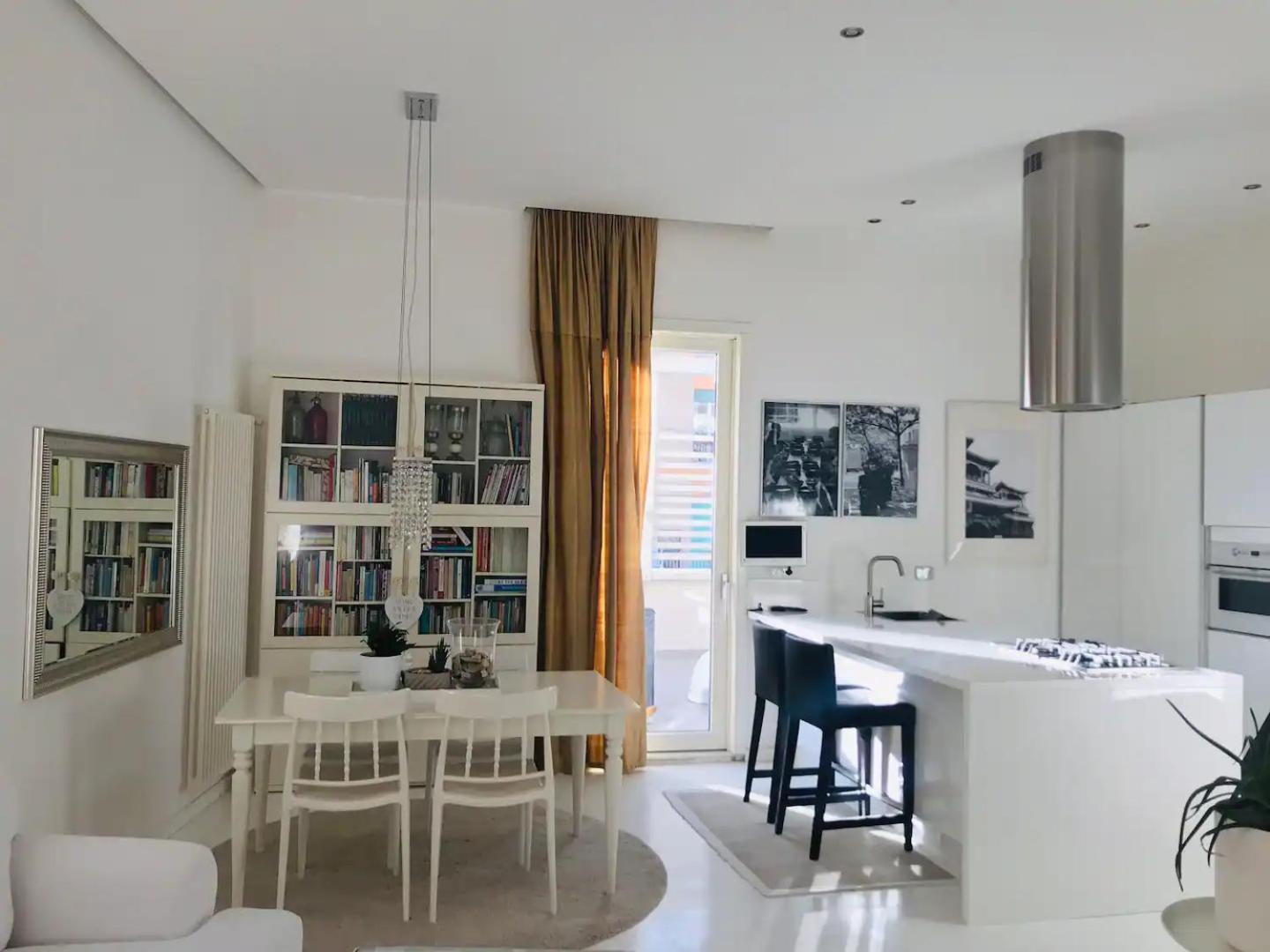 Rome, Beautiful Apartment In A Vintage Building Lido di Ostia Kültér fotó
