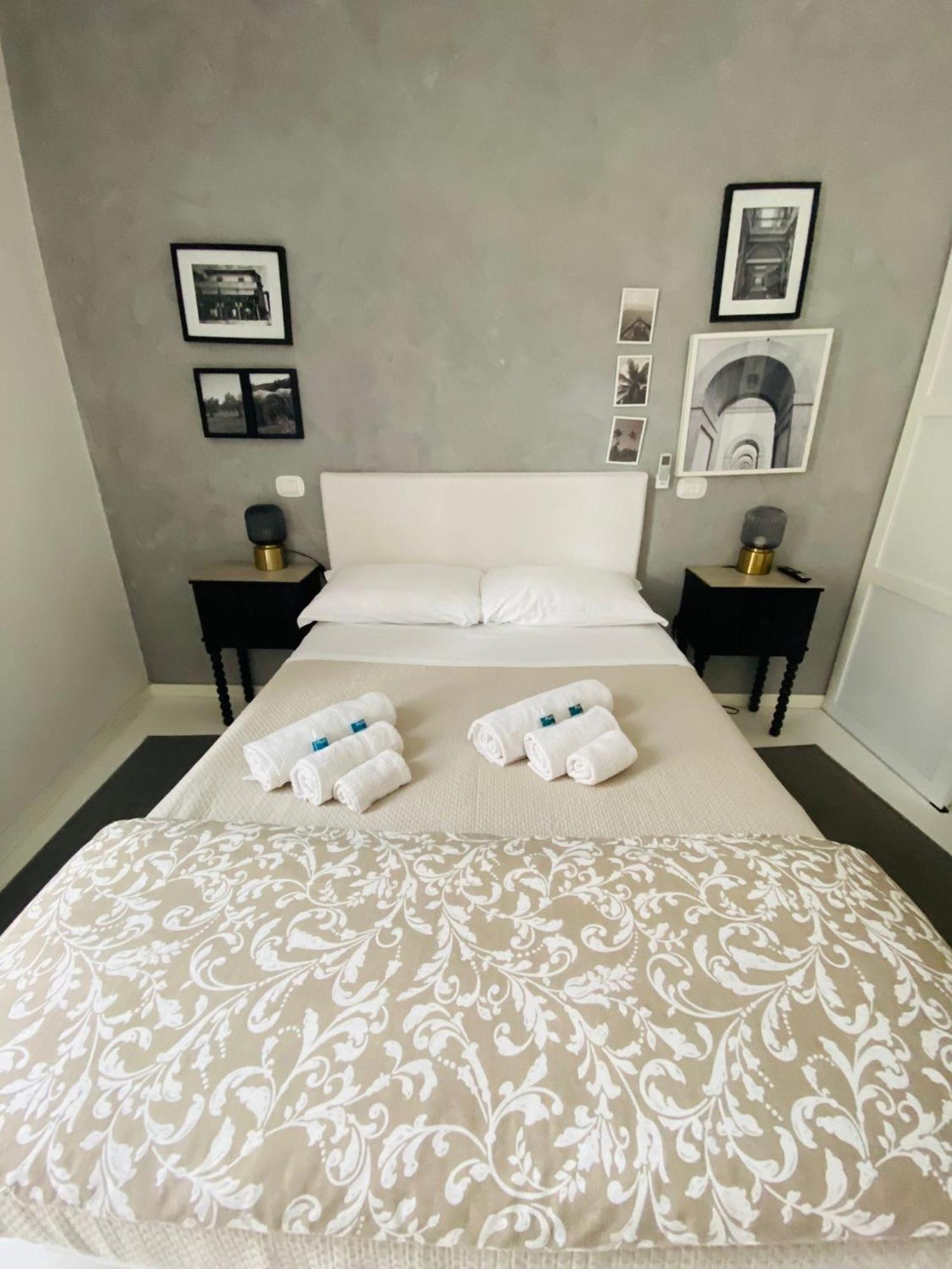 Rome, Beautiful Apartment In A Vintage Building Lido di Ostia Kültér fotó